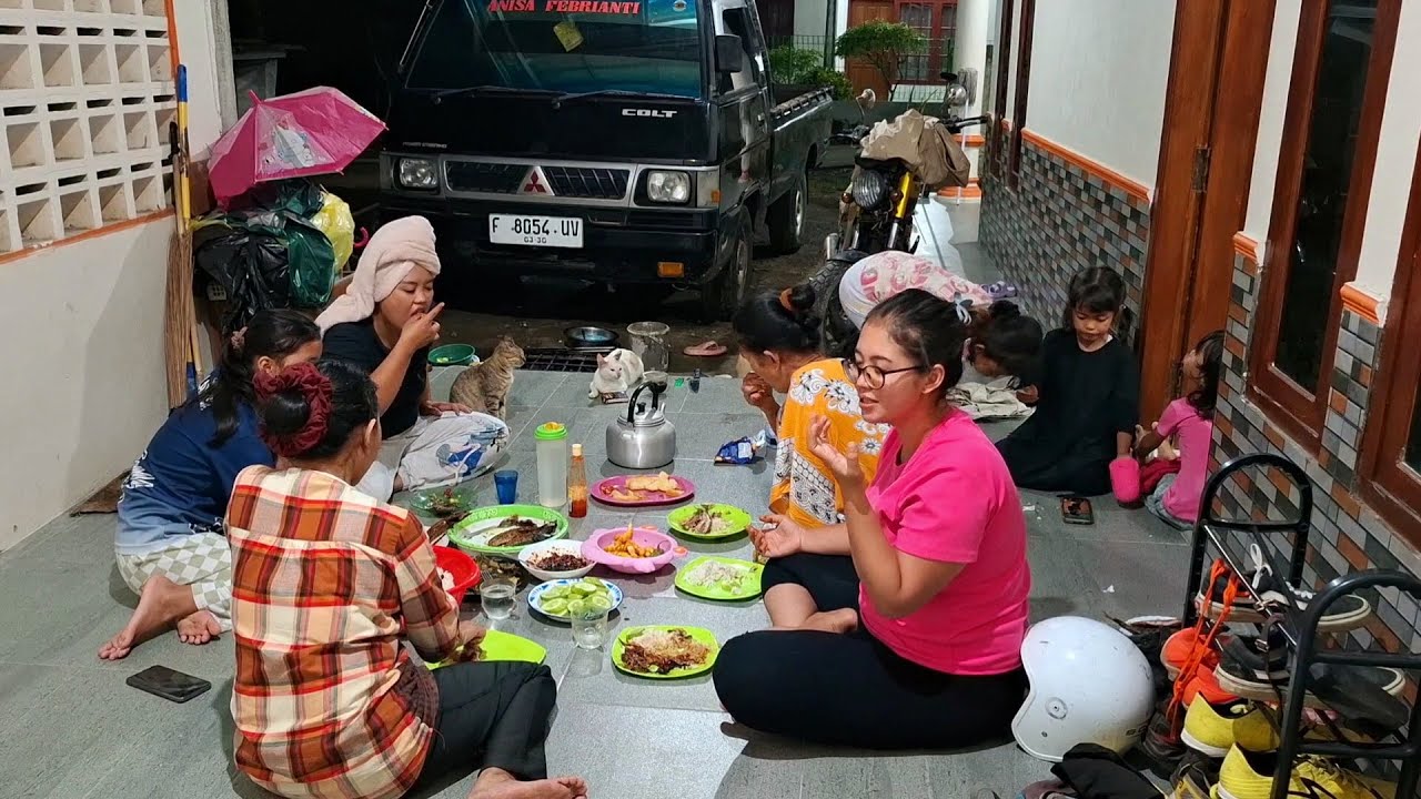 SUASANA MALAM DI DESA,, NIKMATnya Kebersamaan BAKAR IKAN Malam Malam