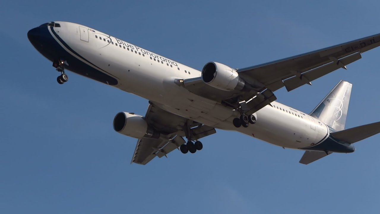 Blue Panorama 767-330/ER [EI-DJL] @ Rome Fiumicino Airport