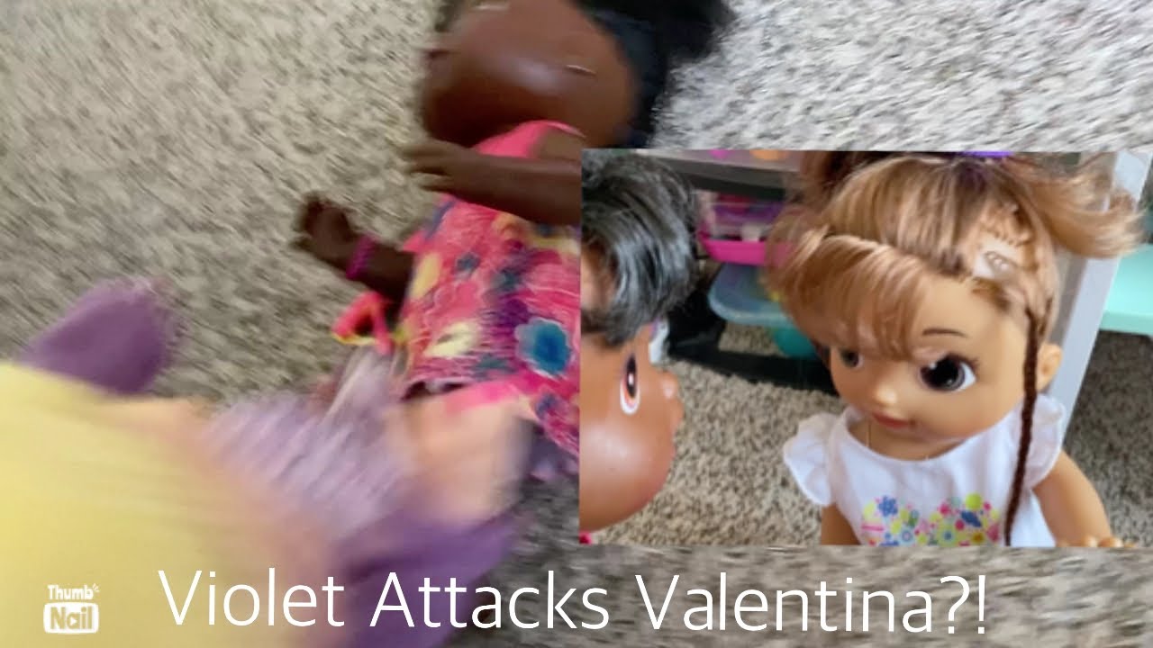 BABY ALIVE: Violet attacks Valentina?! #babyalive