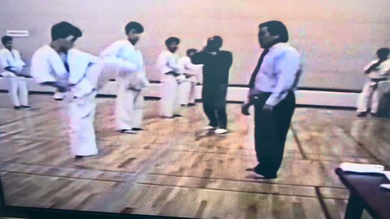 芦原英幸 先代館長の蹴り