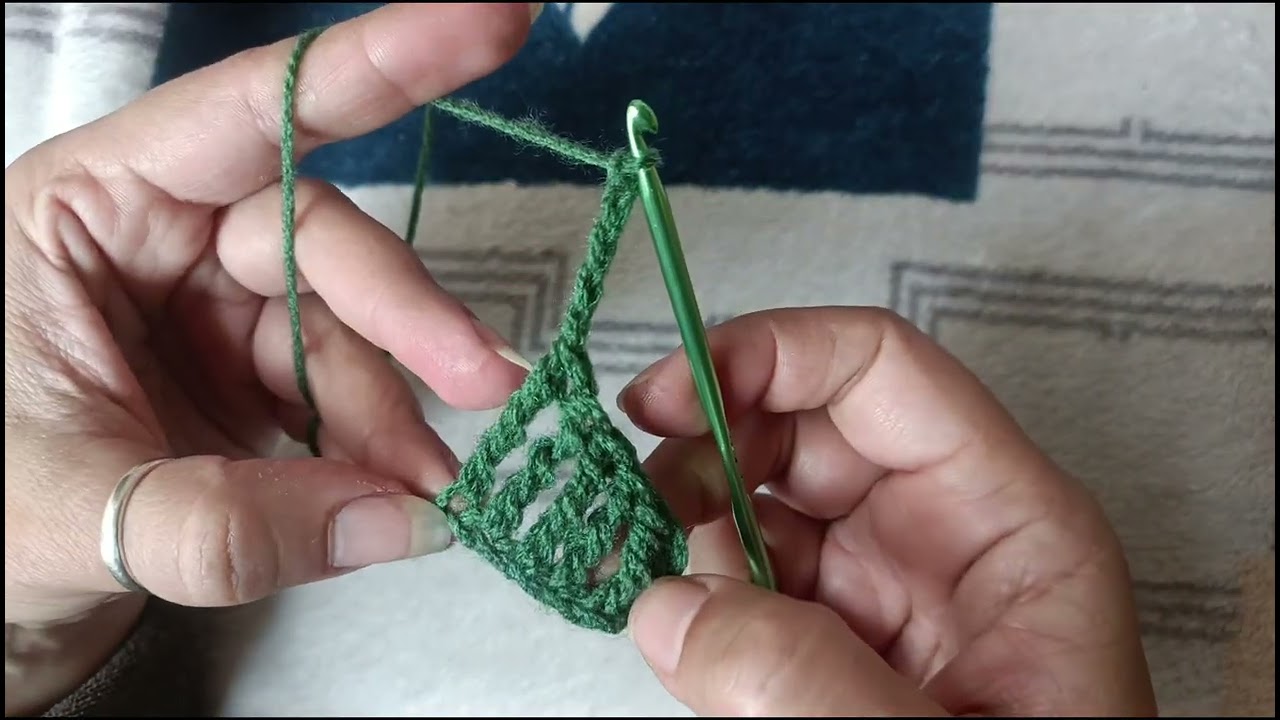 Double Triple Crochet Stitch 