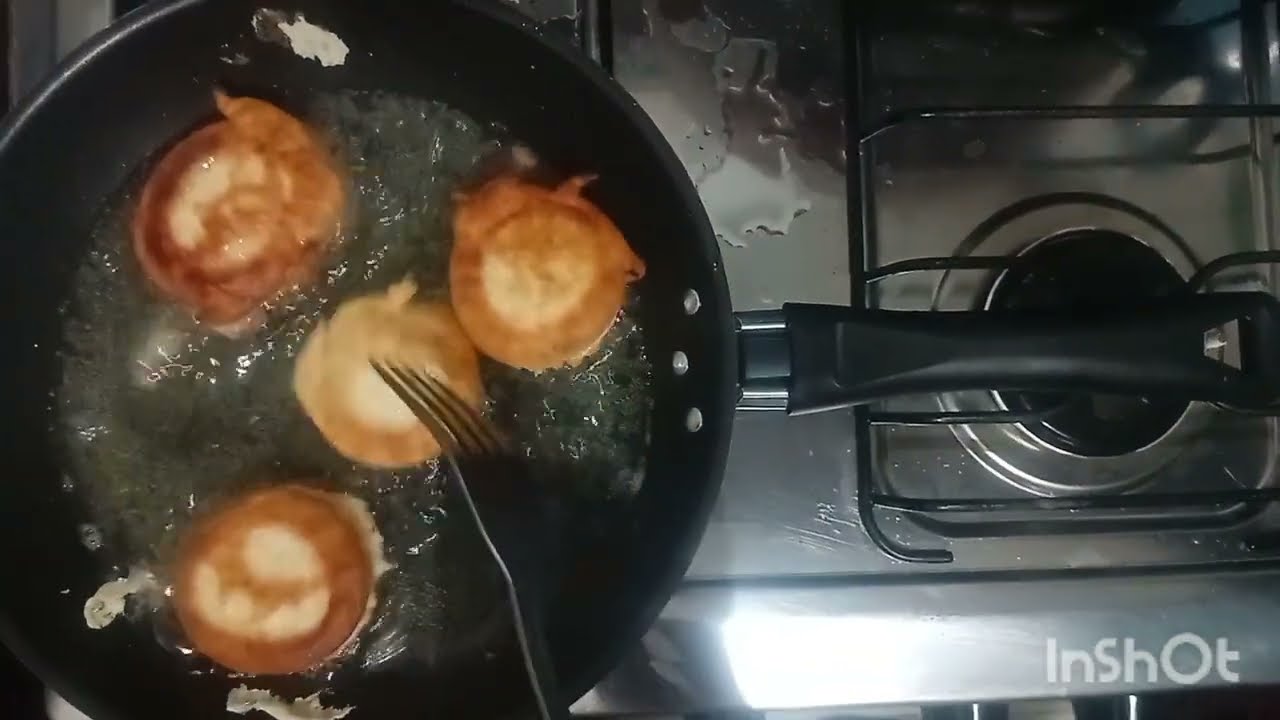 Bolinhos de chuva 😋😋😋