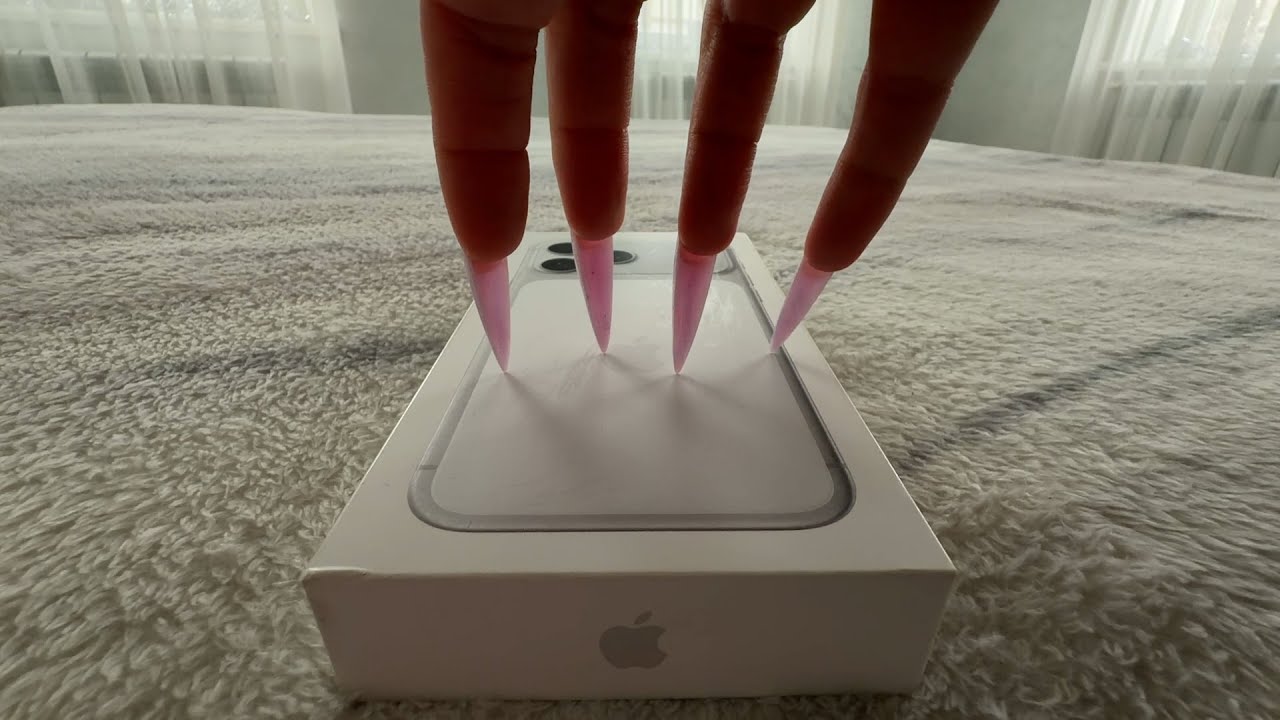 ASMR - build-up tapping & scratching on random triggers !