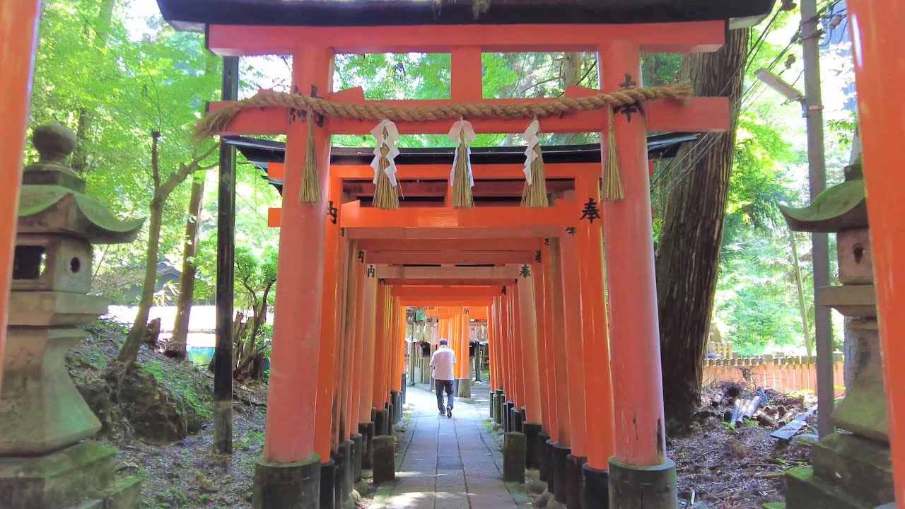 Fushimi-Inari Taisha｜Walk past Senbon-torii gate to the top of Mt.Inari｜Kyoto｜Japan｜4K-ASMR