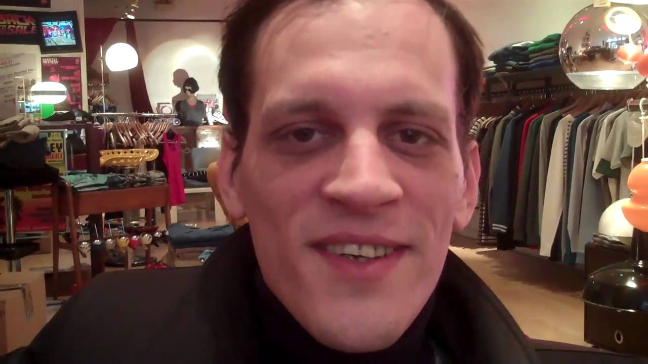 JAMES DEANO Dream Love INTV part 1 - 04.02.2011 www.chronyx.be