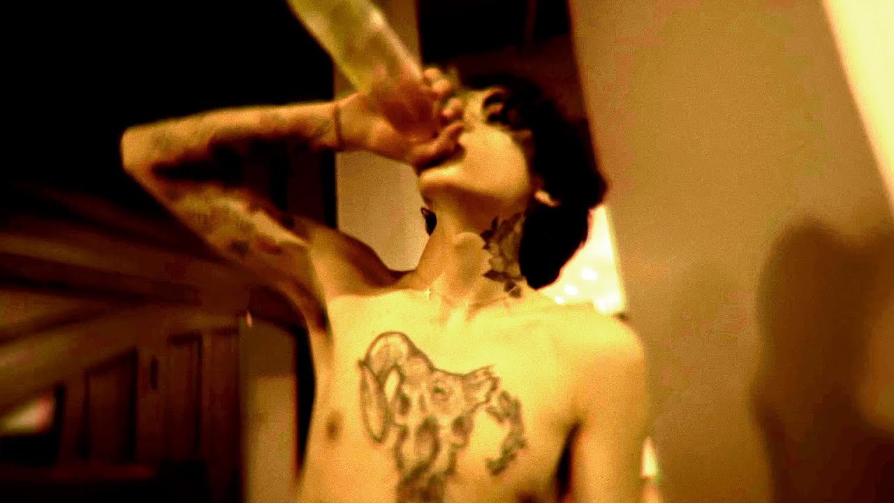lilgiela33 - Merdas Acontecem (prod. peedzh)