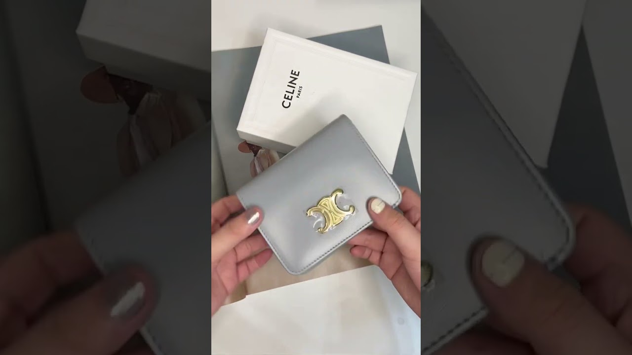 又是我們！全網首發👍2023年新款Celine TRIOMPHE COMPACT短夾，IG帳號無預警被關了請追蹤我們新帳號喔🥹