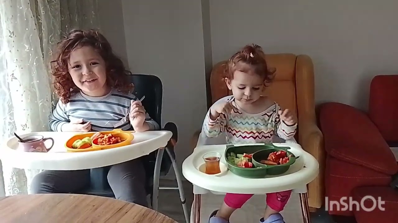 Minikler kahvaltı keyfi 🍽️
