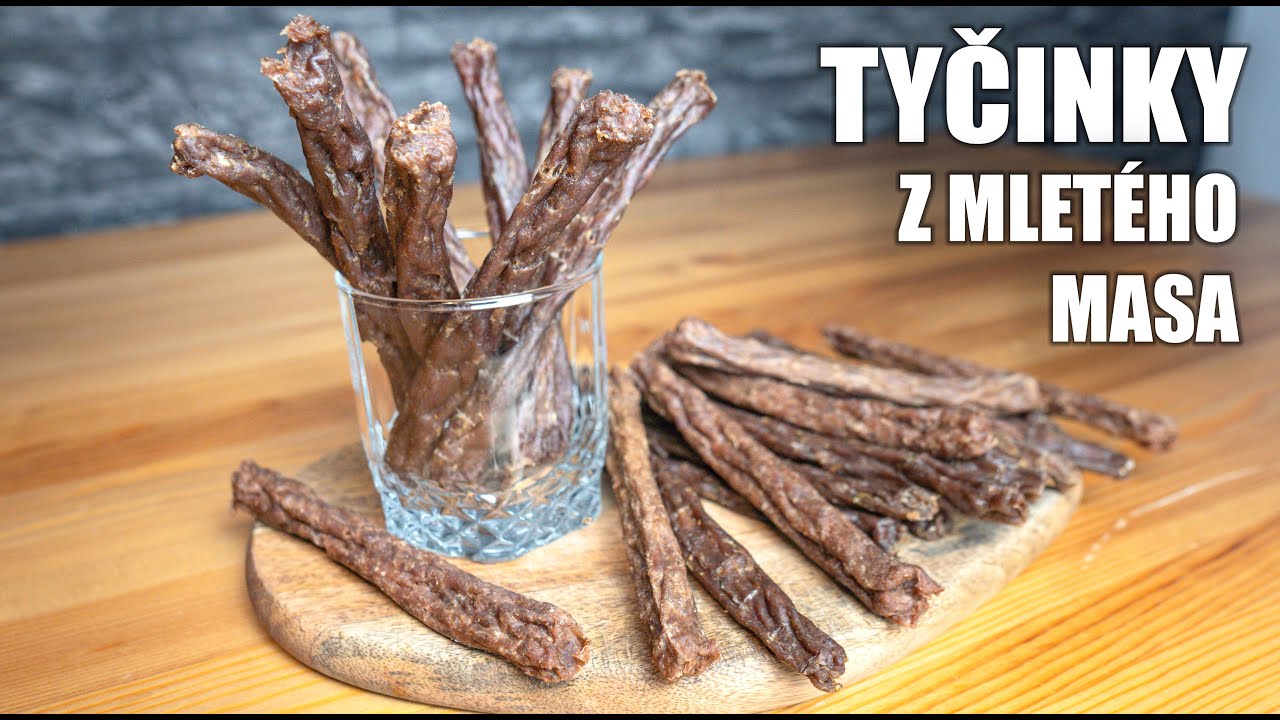 TYČINKY S PŘÍCHUTÍ LOVEČÁKU | SUŠENÉ MLETÉ MASO | KORIANDR + KMÍN | BYLINKY