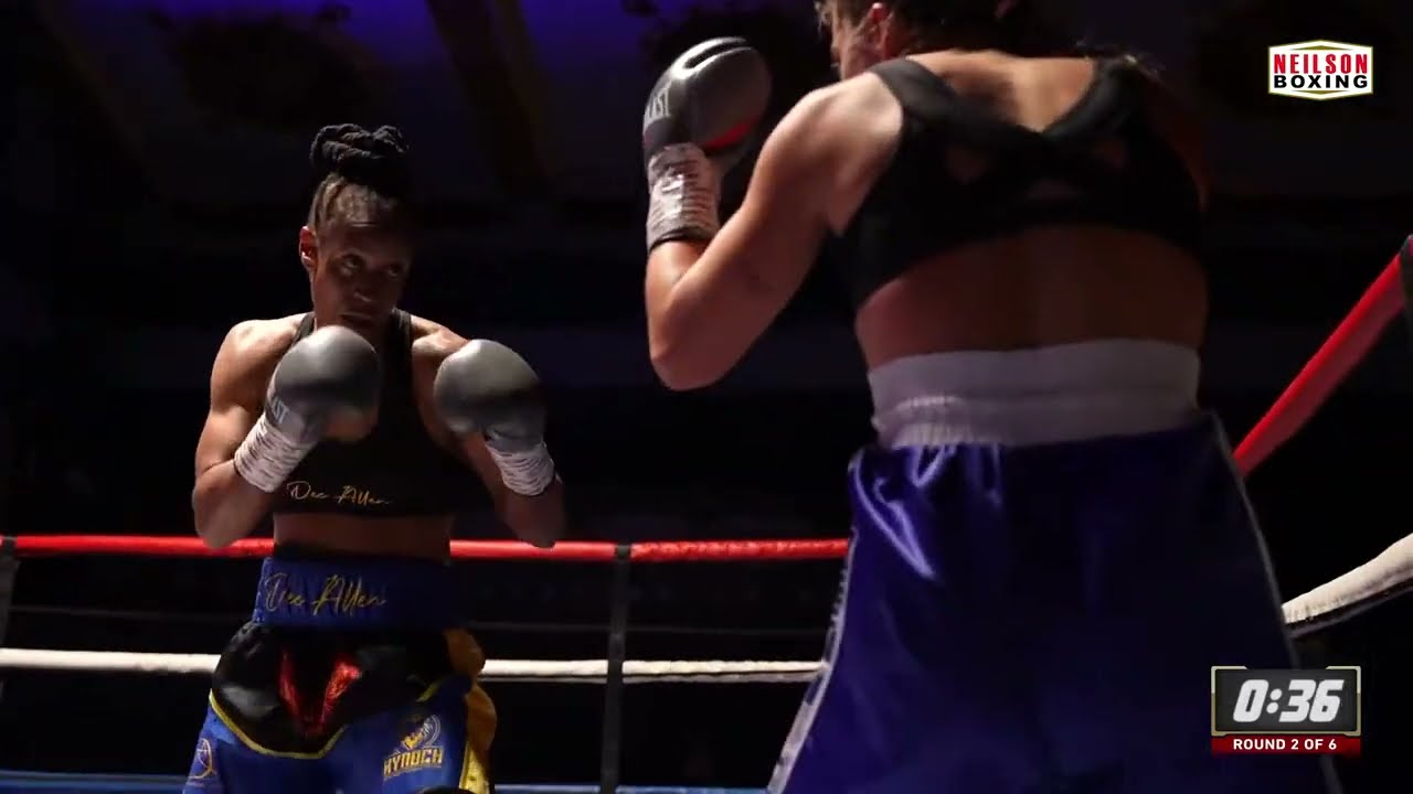 Dee Allen vs Matilde Contreras - Fight Town Swindon - 4th June 2022 - Neilson Boxing