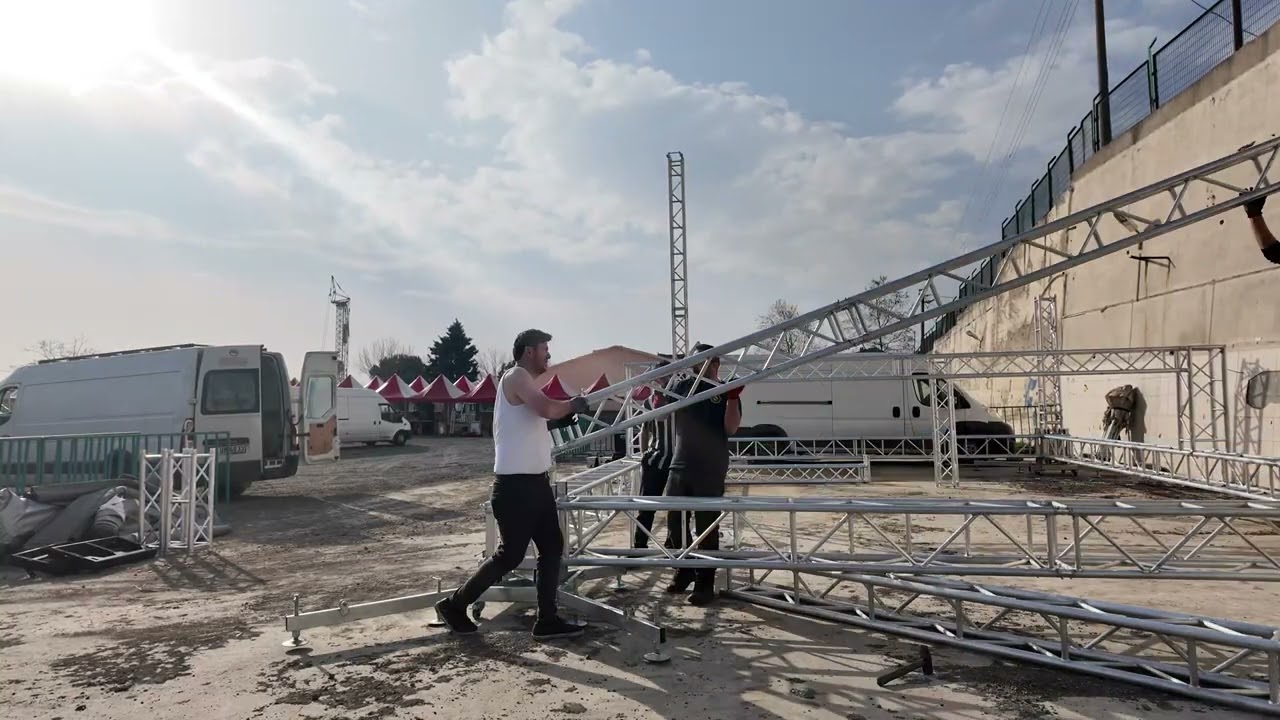 Konser Sahne Kurulumu