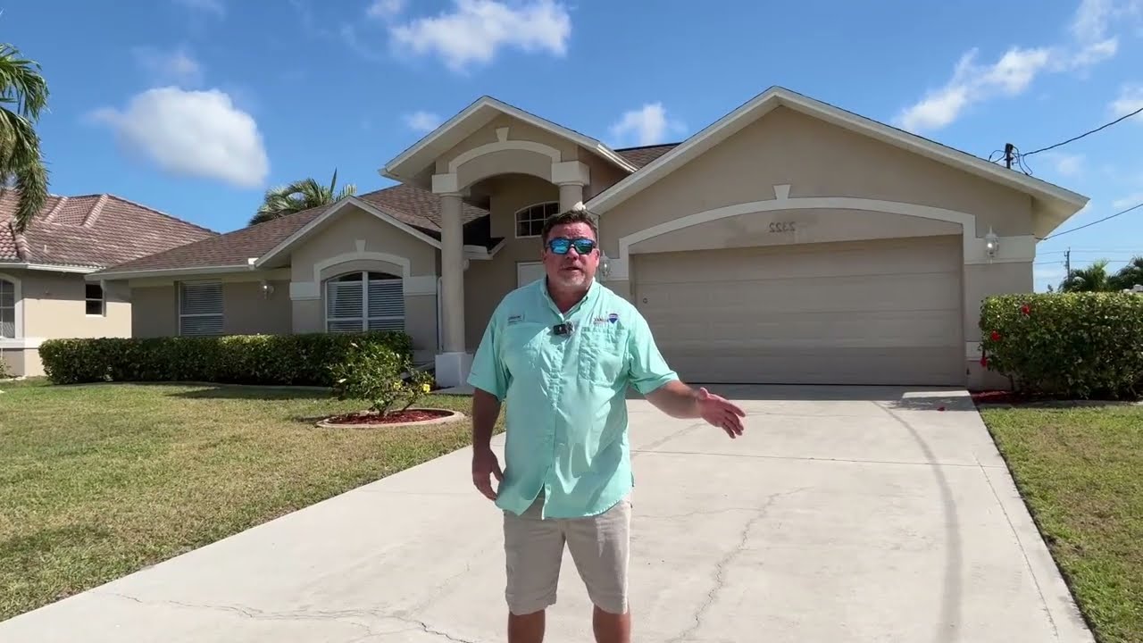 New Listing! $479,000 Gulf Access pool home with southern rear exposure.