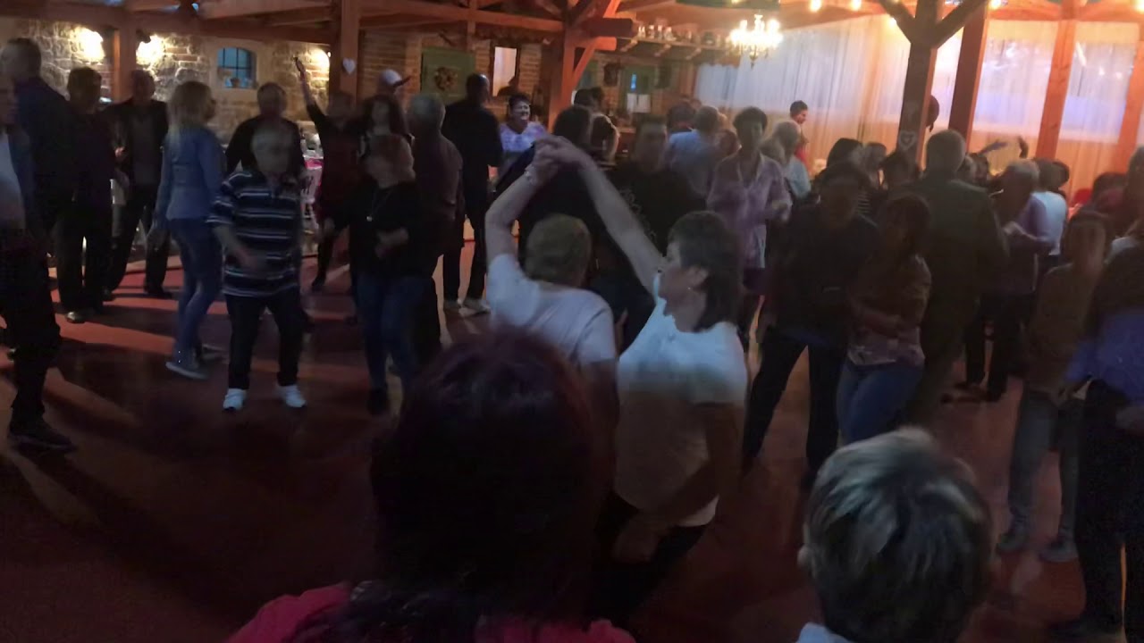 Otvorenie tanečných nedieľ v stodole