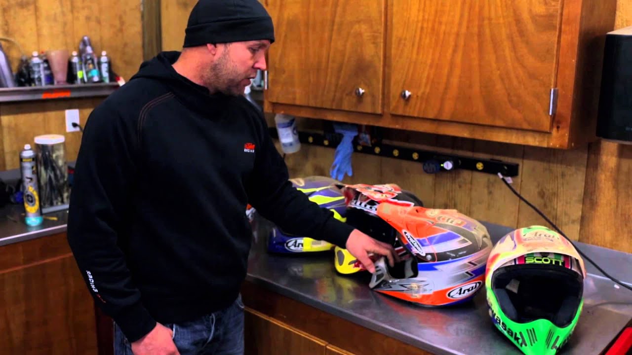 Arai celebrates 20 years with KTM Factory Racer Mike Lafferty