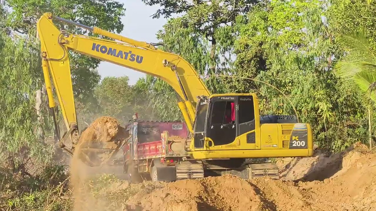 จัดหนักหกล้อ!! KOMATSU PC200-8 ขยายสระ!!! 