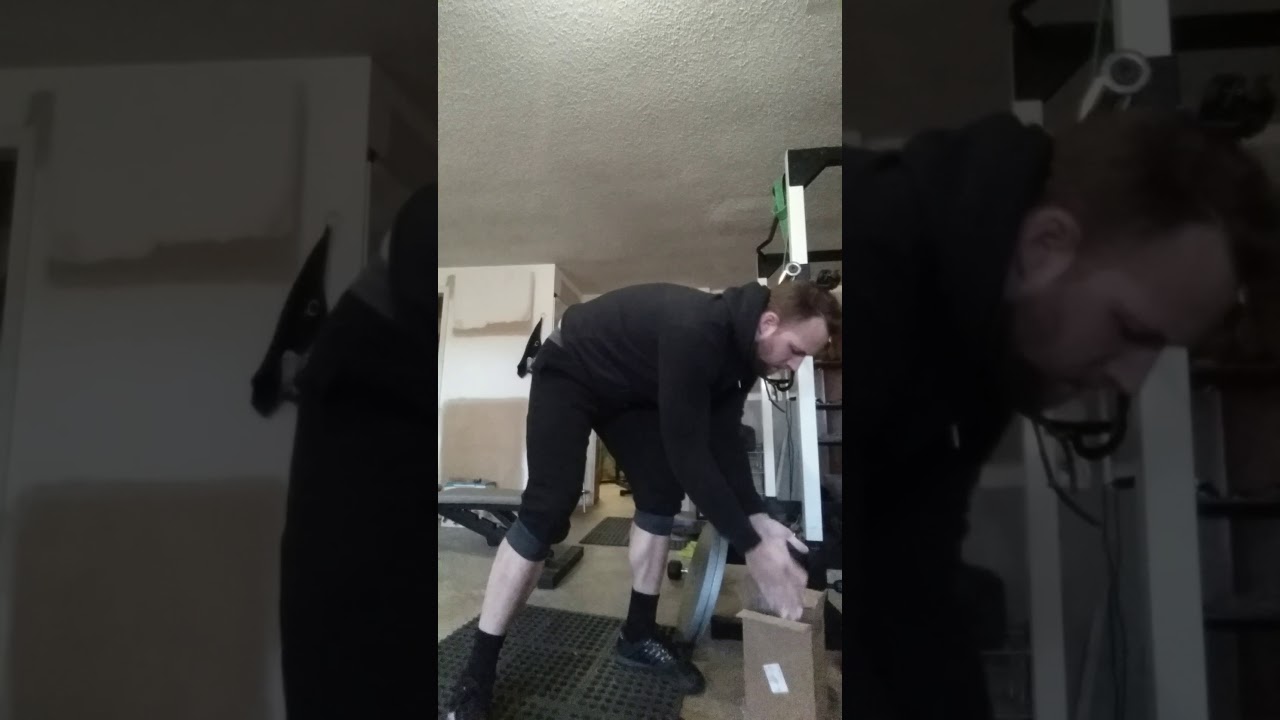 Plate pinch and hold- 2x45lbs- attempt 1