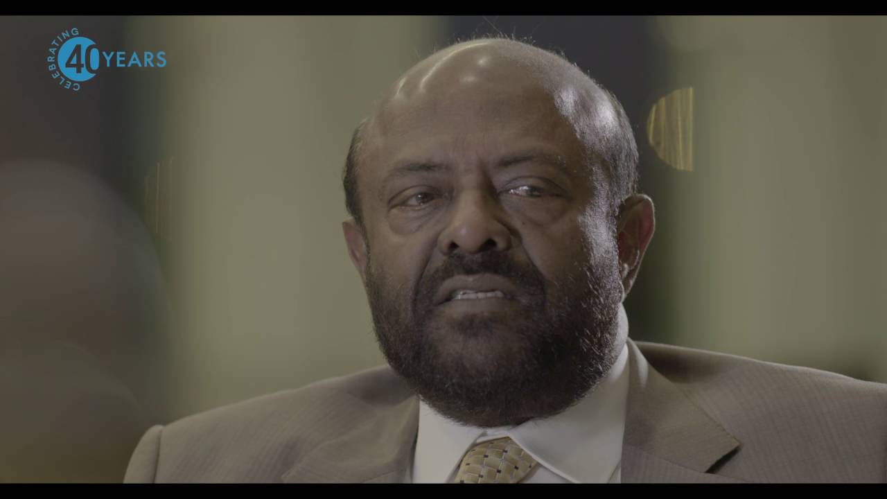 Shiv Nadar sharing his views on HCL's 40th Anniversary