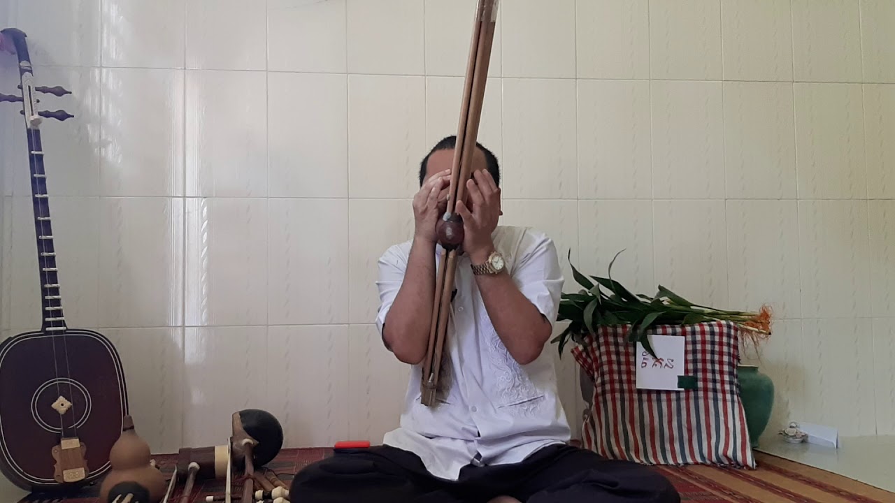 បទសារ៉ាវ៉ាន់ស្លៀកខ្យល់ប្រគុំឬផ្លុំដោយលោកគ្រូណូន សុខ ជាមួយឧបករណ៍គែន