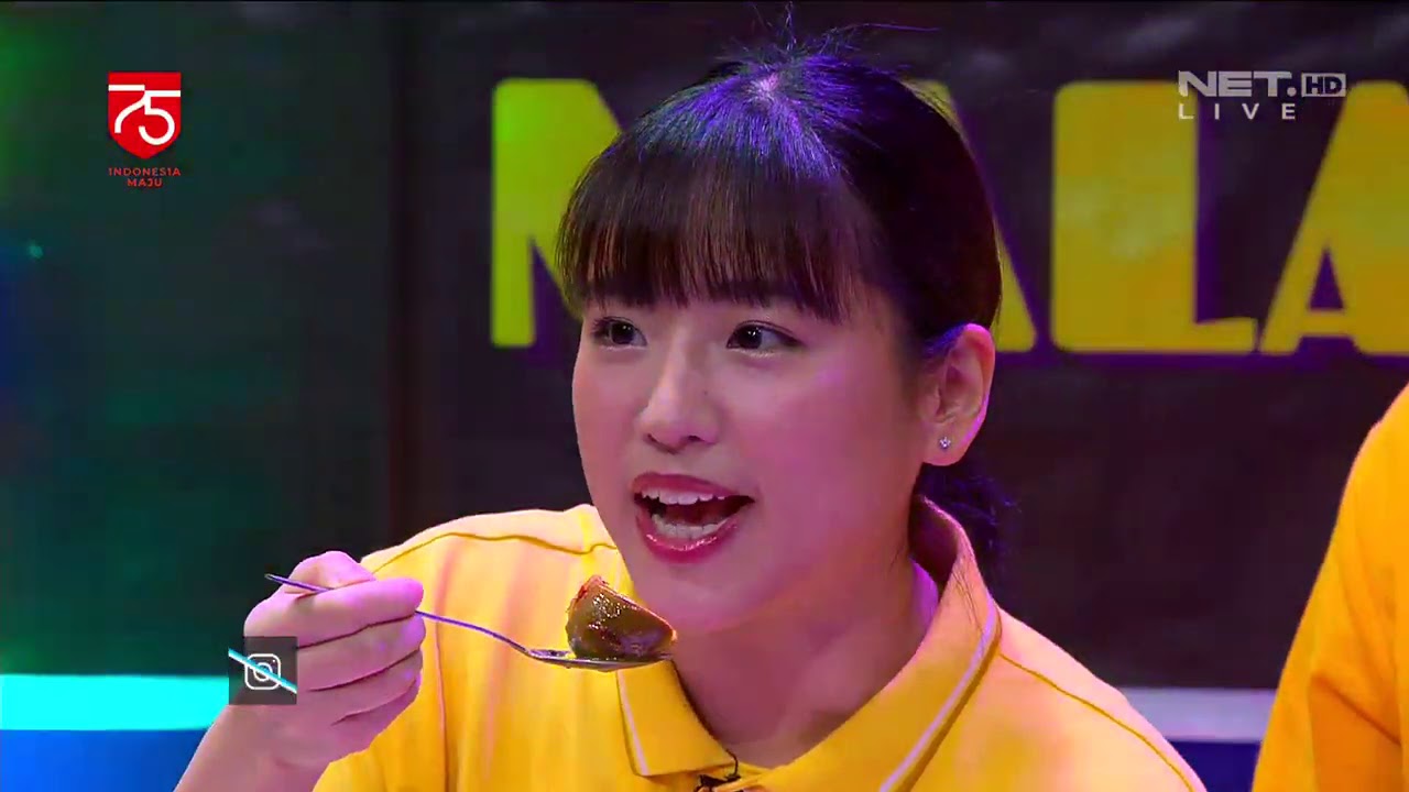 Joget Sambil Makan?? Lihat Aksi Haruka yang Bikin Tercengang (1/4)