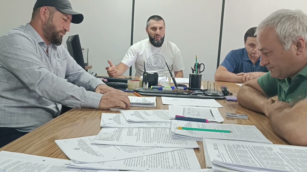 Вопросы по трансформатору и мусору у Председателя депутатов МО СП сельсовет Стальский