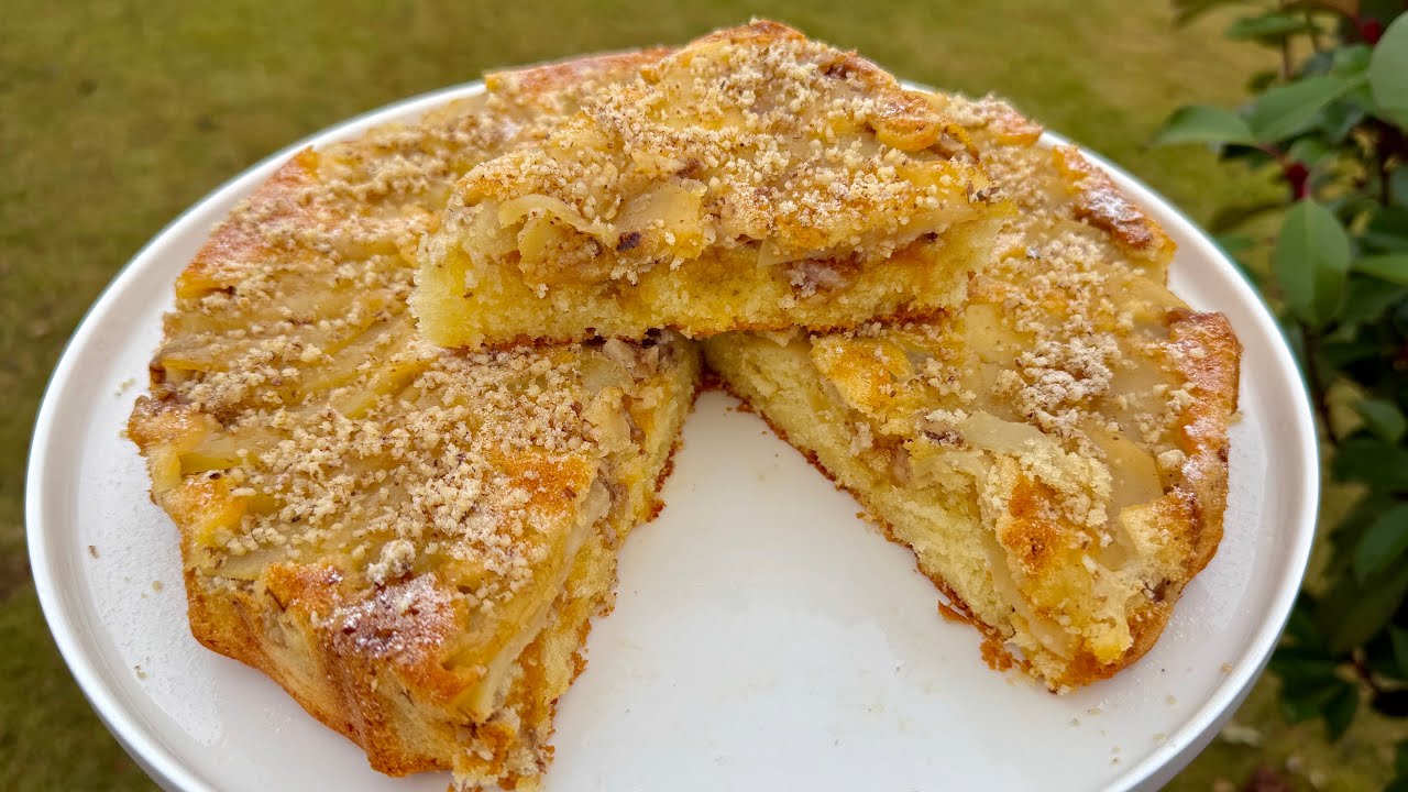 Në qoftë se keni Molla në shtëpi mos e le pa e provuar këtë Ëmbëlsirë 😍