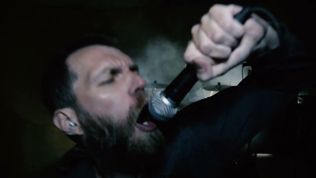 Pilori - Meurtri&egrave;re [OFFICIAL MUSIC VIDEO] (2022 - Blackened Hardcore Punk)