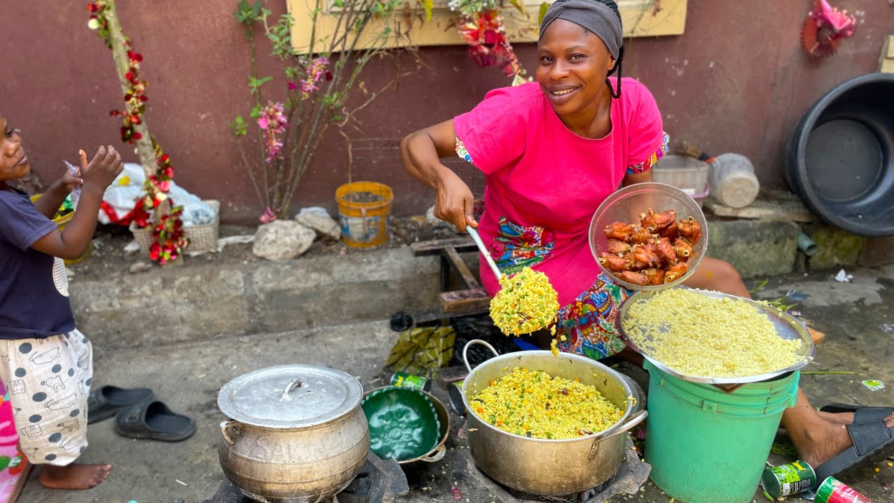 Unbelievable Way We Cooked Our New Year Meal in the Village | Nigerian Fried Rice