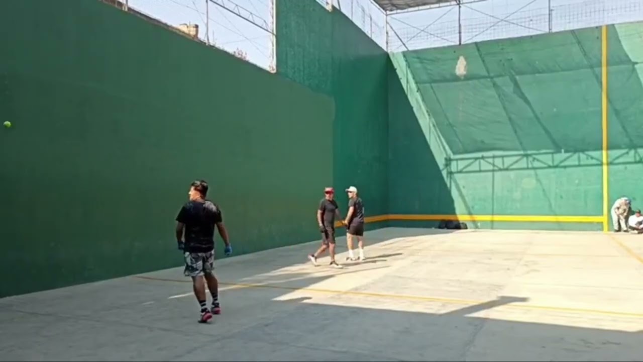 Golden Boy y Papayas Vs Bala y Tsunami Frontón San Lorenzo Villalba