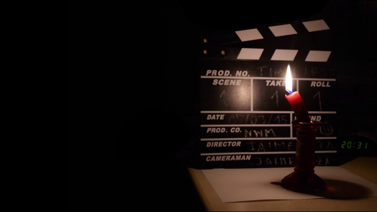 Melting candle - timelapse in the dark (1080p)