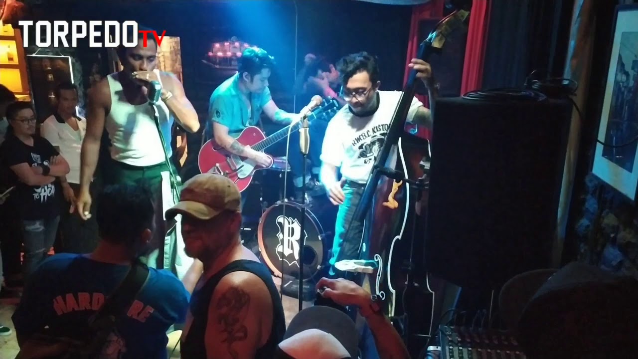 The Hydrant Ngamuk di TWICE BAR