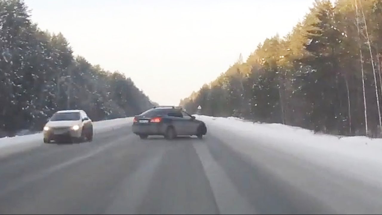 Road FAILS of 2017 MARCH || Crashes - Accidents - Compilation || Failtastic