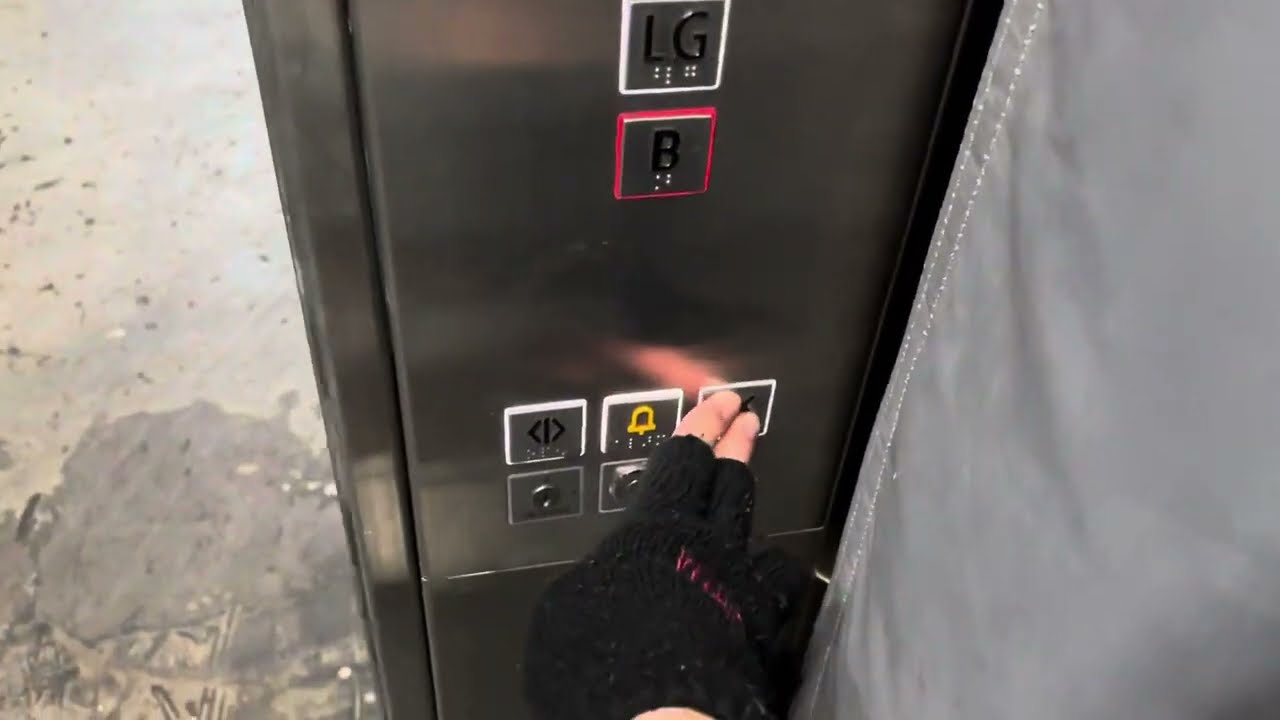 Schindler 5500 service elevators (w/ diff. voices) @ Cedar Square Shopping Centre, JHB, South Africa
