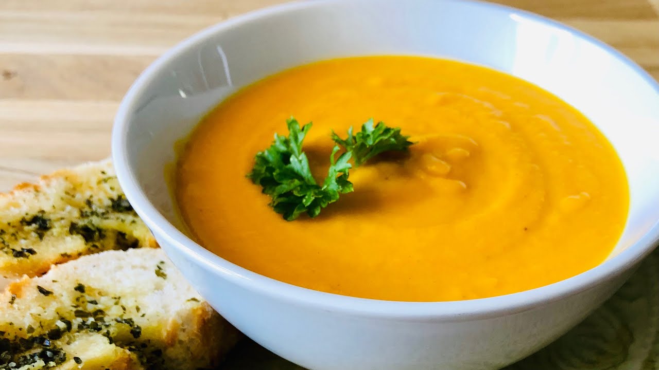 Karottensuppe mit Ingwer und Kokosmilch