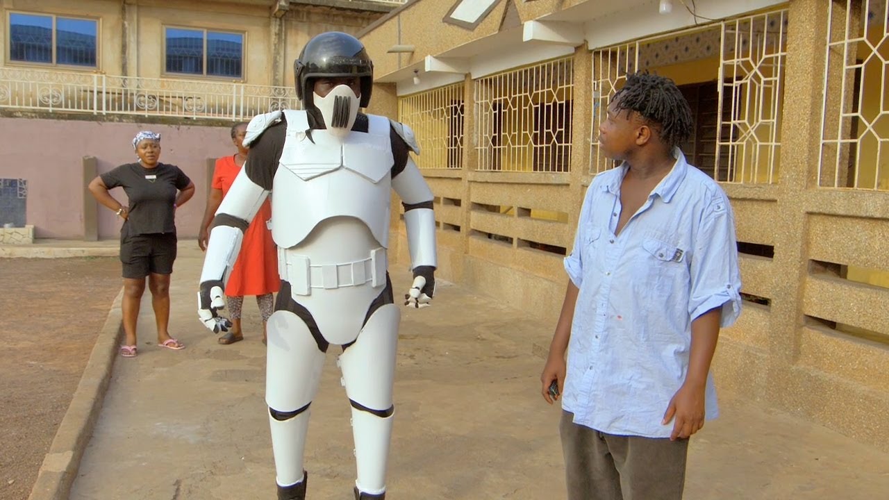 AKABENEZER TESLA AI ROBOT😂DAY1, a KYEKYEKU THE ELON MUSK 😂😂