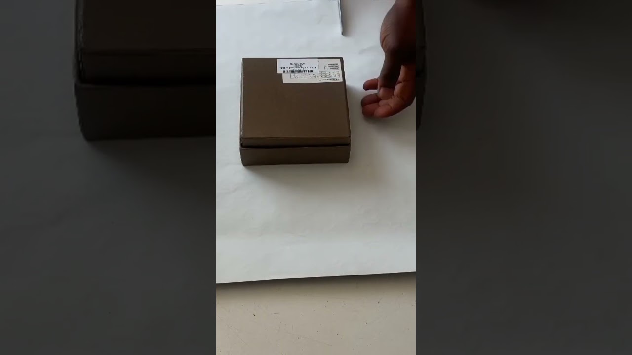 Wrap Your Gifts like a Pro #howtowrapagift #christmas2024 #diygifts
