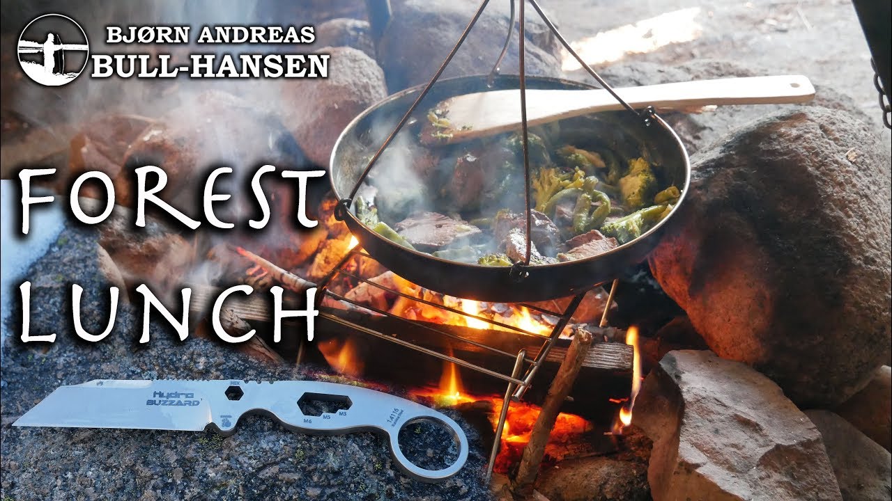 Woodland Lunch and The Hydra Buzzard | Bjørn Andreas Bull-Hansen