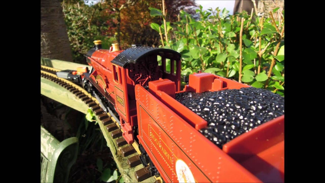 First run of G Gauge Hogwarts Express