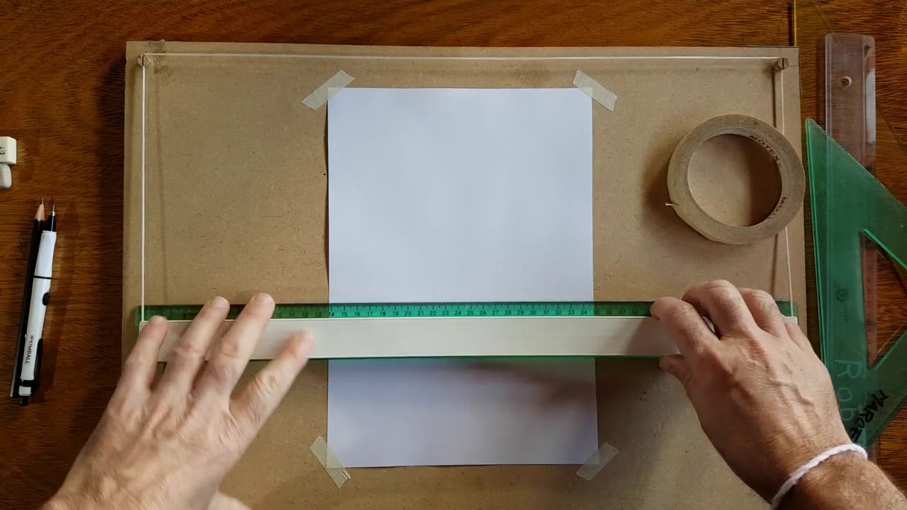 Como fijar hoja A4 y A3 en un tablero de dibujo