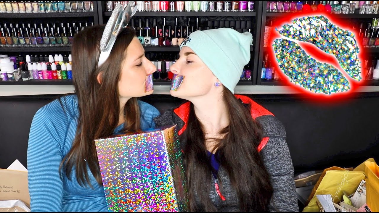 A Kiss for My Sister | Simplymailogical #4 sealed with a holo kiss