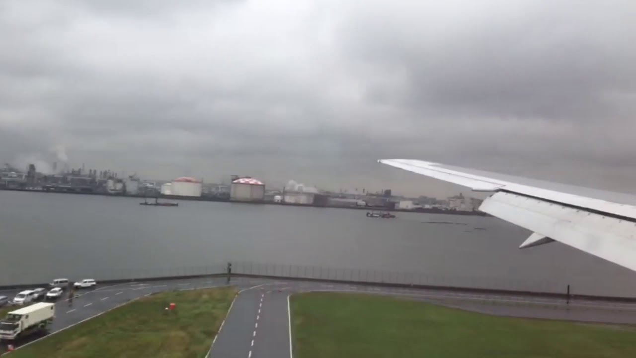 2017.10.17 徳島県立 城西高校修学旅行 徳島空港からの羽田空港 飛行機発着動画