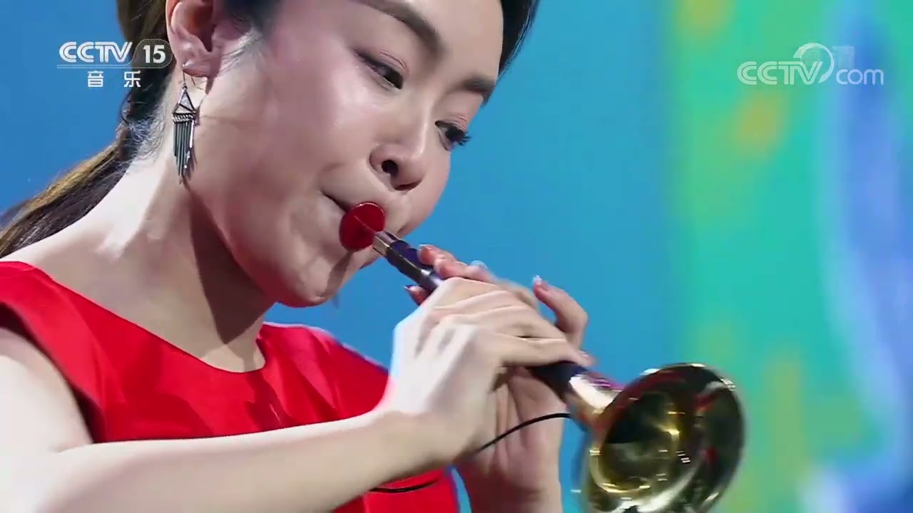[新春的交响]歌曲《百鸟朝凤》 唢呐：刘雯雯 指挥：黄屹 演奏：中国爱乐乐团|中国音乐电视 Music TV