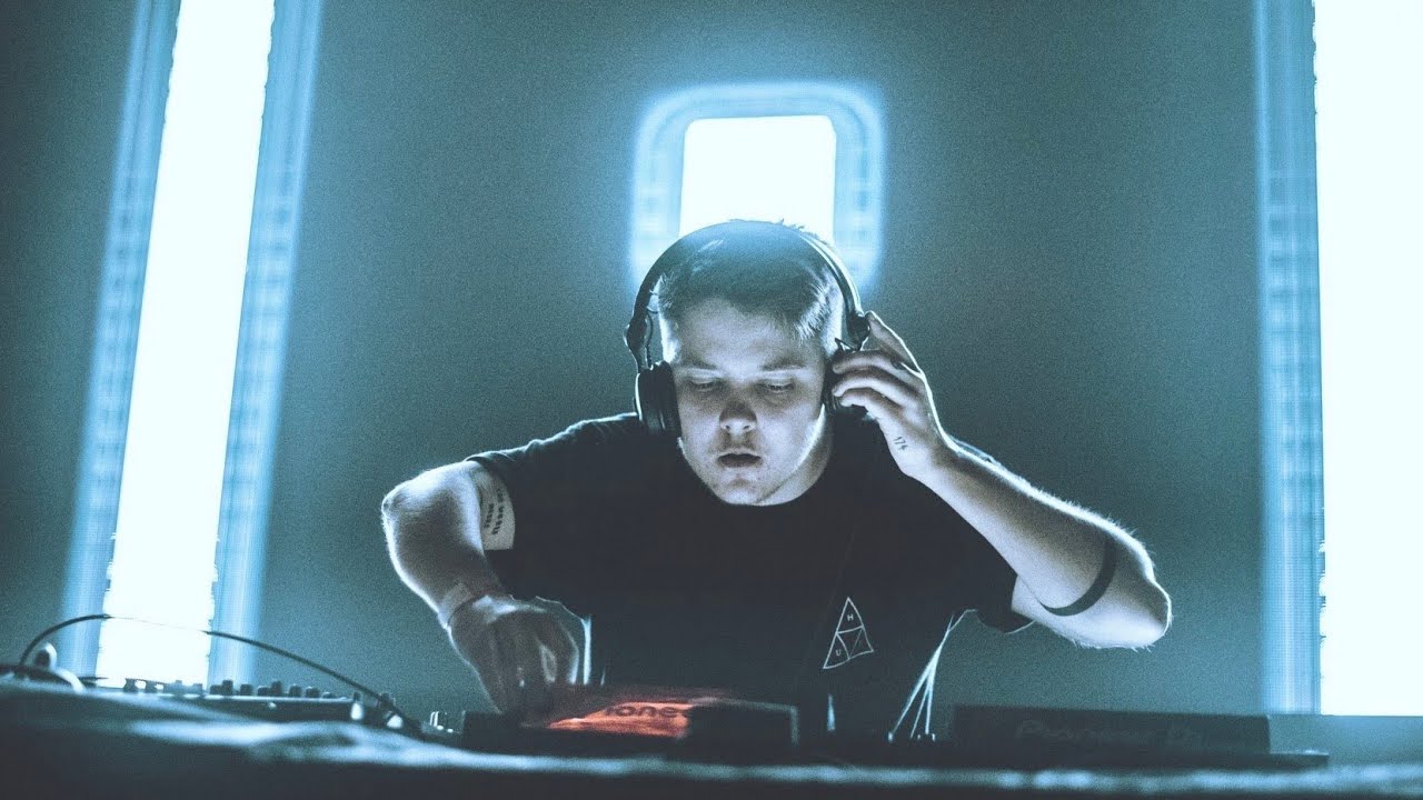CHANGING FACES | Hoofbeats Music 2019