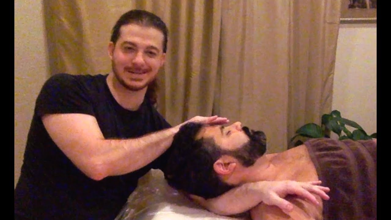 Dynamic Neck Massage with Phenomenal Touch