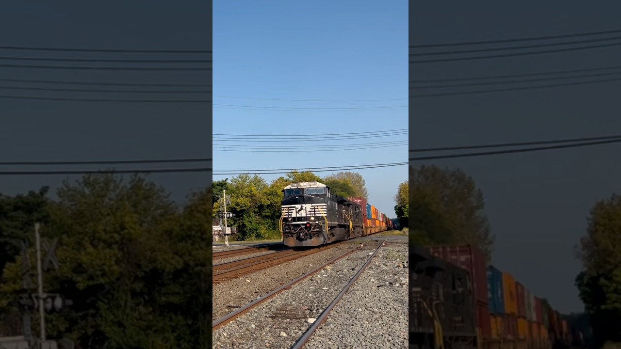 NS4778 AC44C6M leads NS 269 w/ a friendly crew at south Plainfield,NJ #trains #shorts #trainspotting
