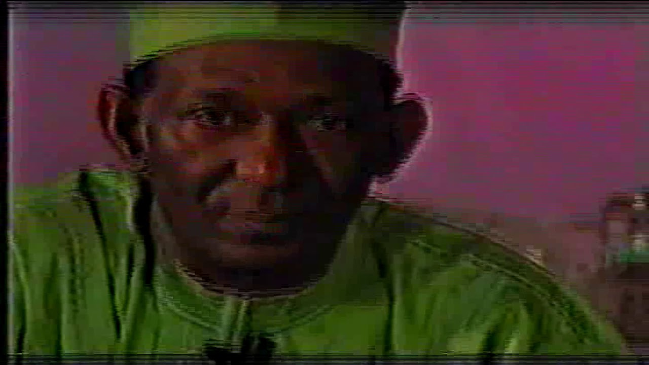 Mallam Menene Asalin Salatil Fatihi, Kuma Wanne Salati Annabi SAW Ya Koyar Kuma Yafi Daraja?