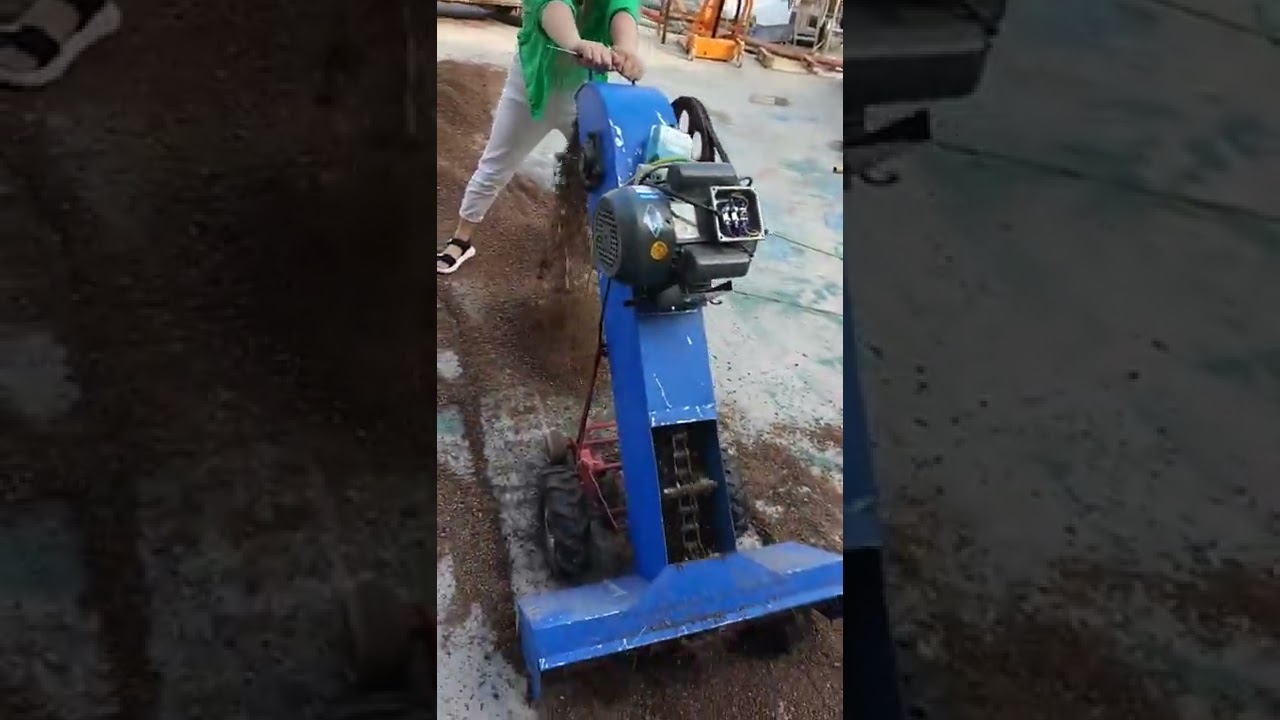 Self propelled bag filling machine, corn, wheat, grain and rice husk can be loaded