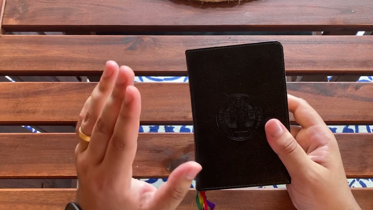 Catholic Book Reviews | The Monastic Diurnal (Farnborough Abbey)