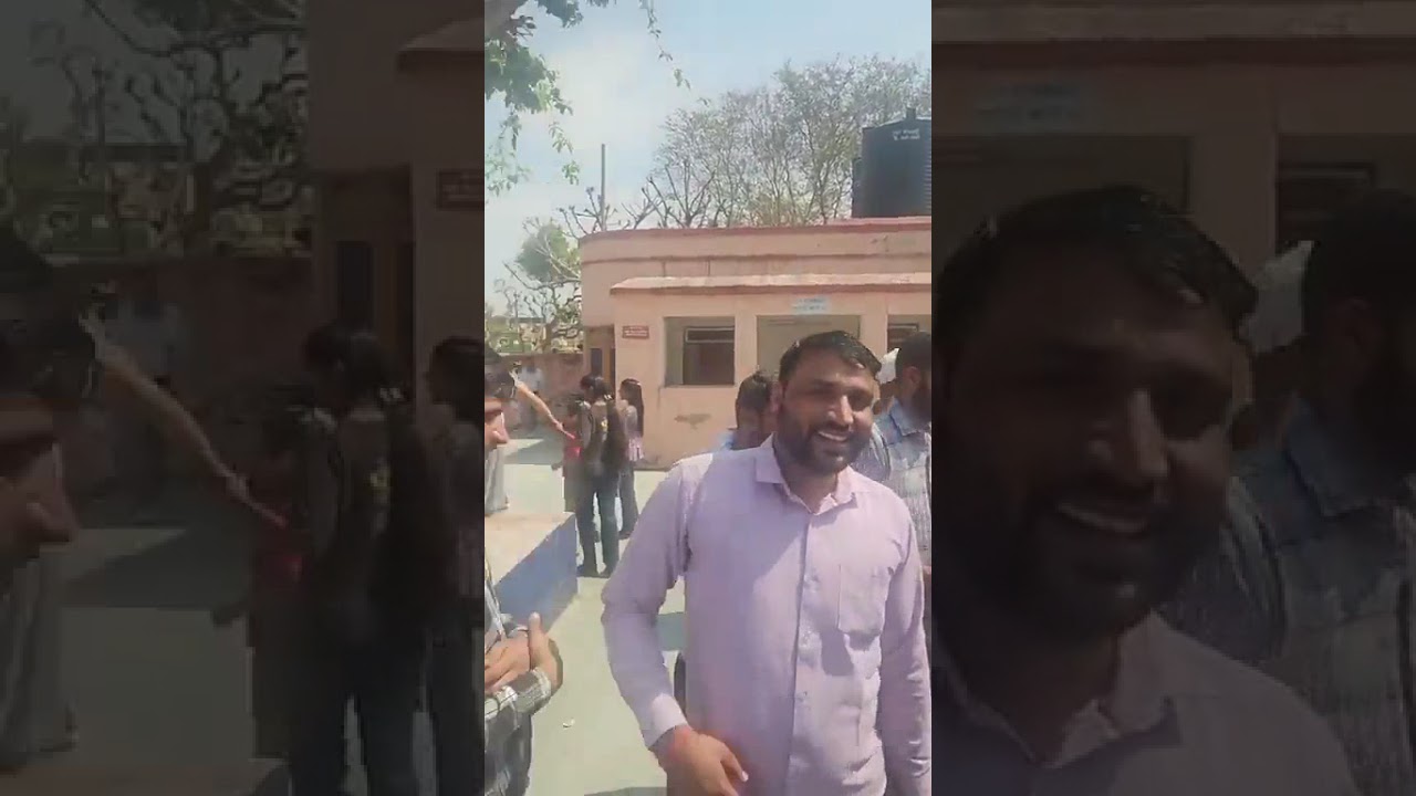 फौजी को लेने पहुंचे रेलवे स्टेशन!