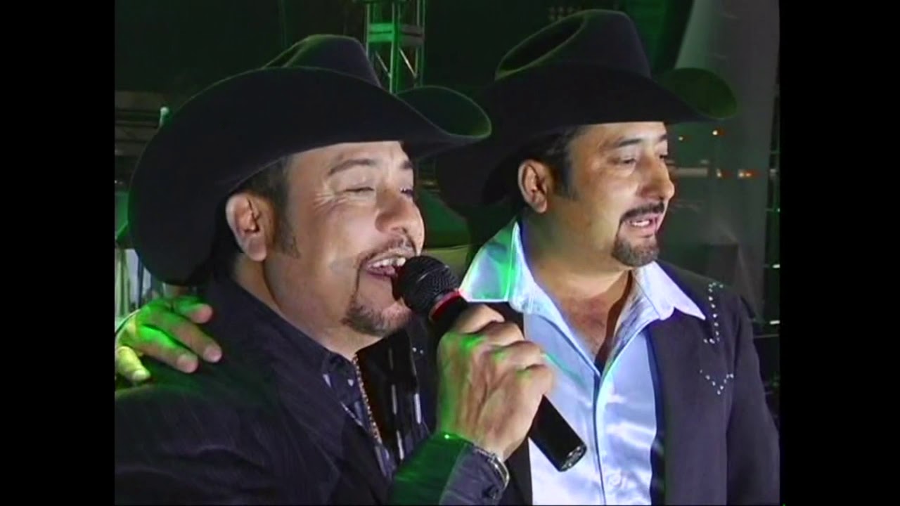 Norte&ntilde;os De Ojinaga - Eso Dos Amigos (Concierto En Vivo)