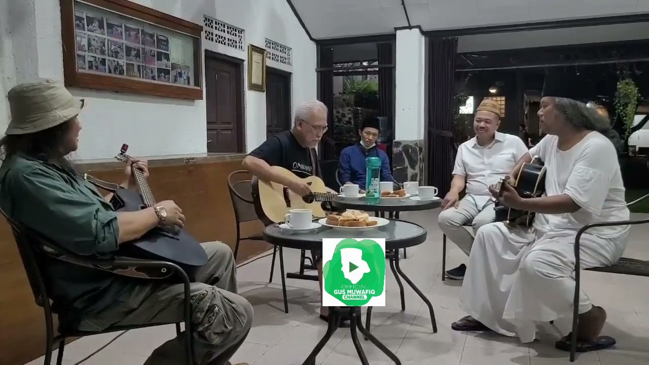 Bung Iwan Fals , Bung Anto Baret & Gus Muwafiq Nge-Jam Bareng